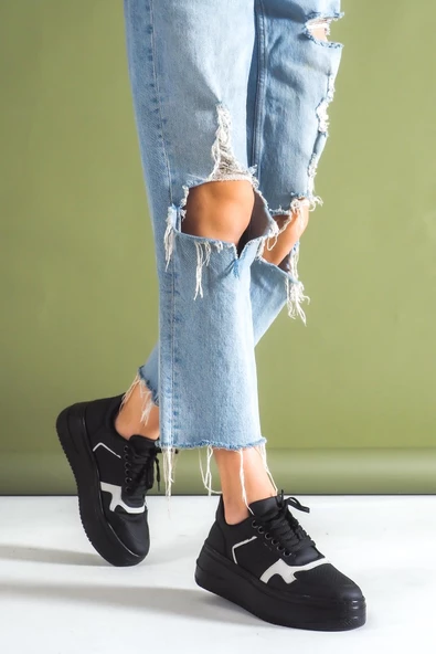 BASSKAN BAYAN SİYAH GRİ YÜKSEK TABANLI BAĞCIKLI DOLGU TABAN SNEAKER SPOR AYAKKABI SP120