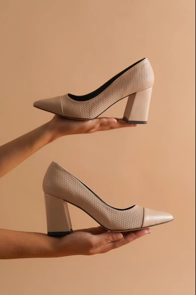 BAYAN TEN MERİLLE CİLT SİVRİ BURUN STİLETTO AYAKKABI