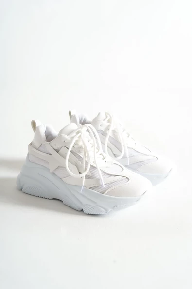 BAYAN BEYAZ YÜKSEK TABANLI FİLE DETAYLI SNEAKER GÜNLÜK SPOR AYAKKABI KECSP140