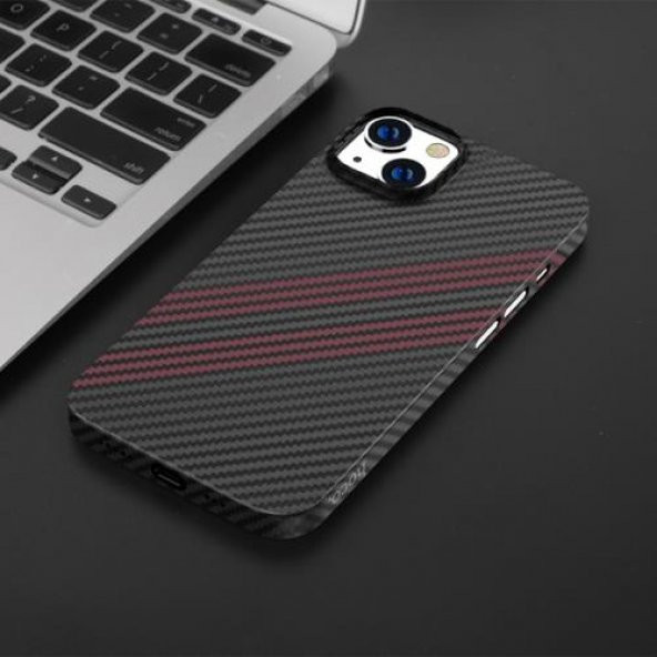 Coofbe Karbon Fiber Kamera Korumalı Desenli iPhone 14 Plus Kılıf Parmak İzi Bırakmaz 0.6MM Kalınlık - 5