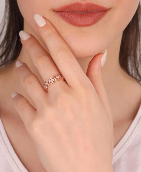 Ortası Taşlı Sıralı Kalpli Gümüş Yüzük - Ayarlanabilir Ölçü - Resim 5