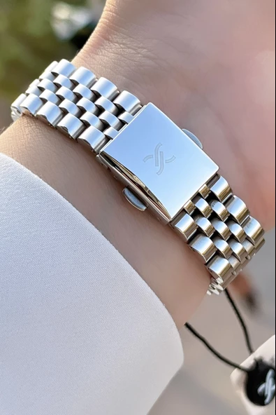 Daniel Klein DK1ISTE517 Takvim ve Gün Fonksiyonlu Kadın Kol Saati - Resim 3