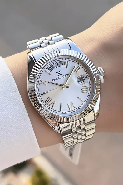 Daniel Klein DK1ISTE517 Takvim ve Gün Fonksiyonlu Kadın Kol Saati ürün görseli 1