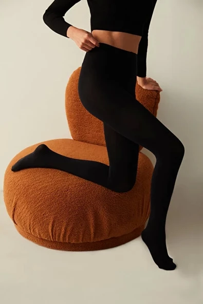 PENTİ SİYAH MİCRO 200 KÜLOTLU ÇORAP L ürün görseli