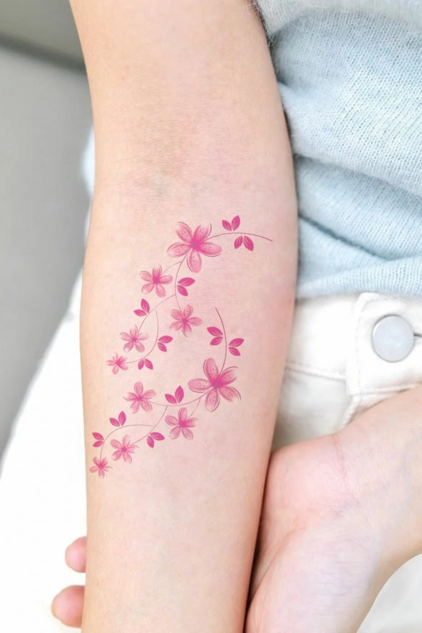 Floral Mini Boy Renkli Çiçek Dövmesi