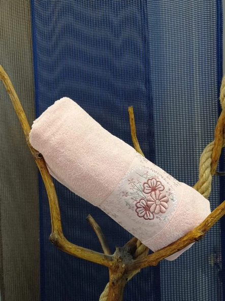 LEYLA SOMON 70*135 BANYO HAVLUSU KARACAN ürün görseli