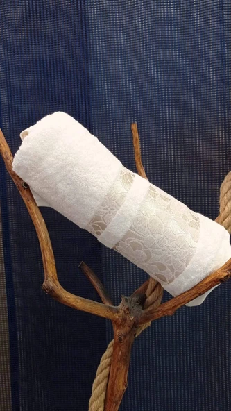 CEYLAN KREM 70*140 BANYO HAVLUSU KARACAN ürün görseli