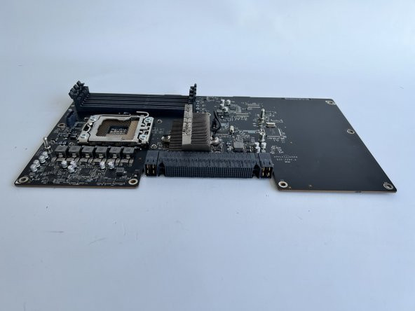 Apple Mac Pro 820-2482-A Anakart 639-1061 (Çıkma Parça) - 8