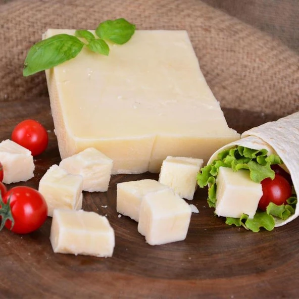 Ayvalık İzmir Tulum Peyniri İnek 500 g e