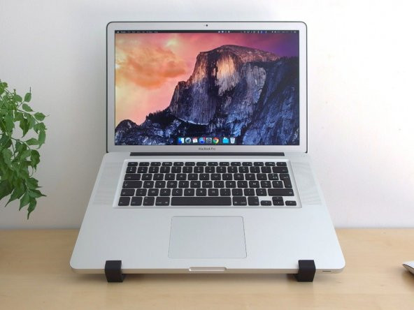 Geometrik Laptop stand Yükseltici Tutucu Kolay Kullanım Şık
