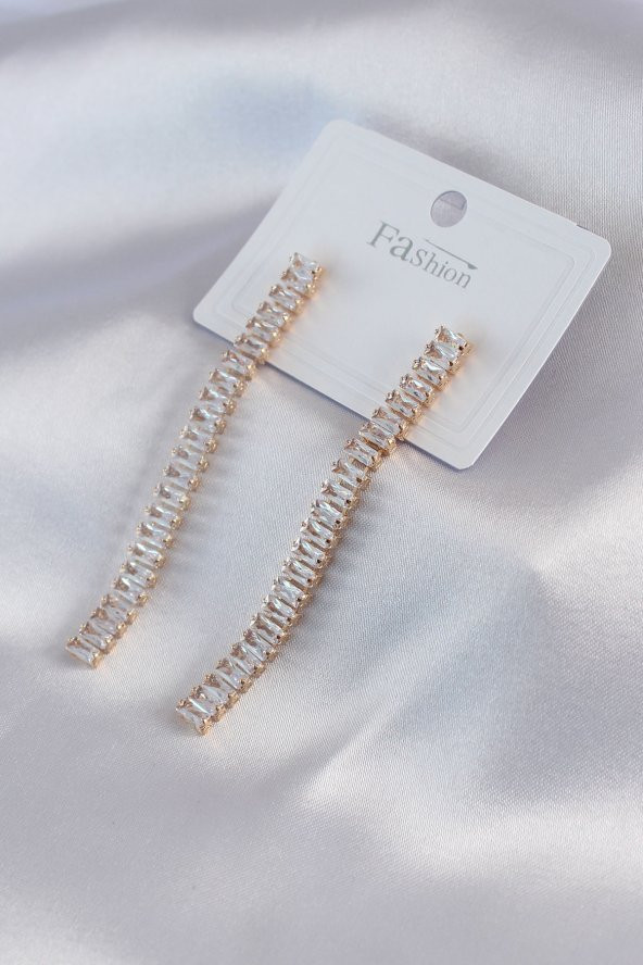 Gold Renk Su Yolu Baget Model Zirkon Taşlı Kadın Küpe ürün görseli