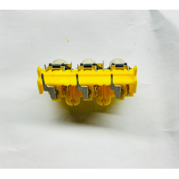 3 lü RCA Şase Konnektör - 2