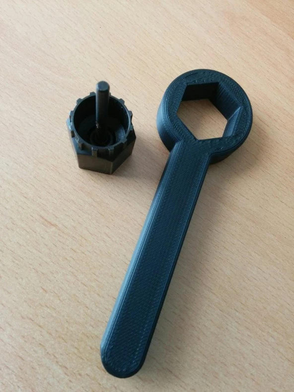 Bisiklet Kilitleme Kaldırma Aracı Anahtarı Shimano Tl-Lr15 Plastik Aparat
