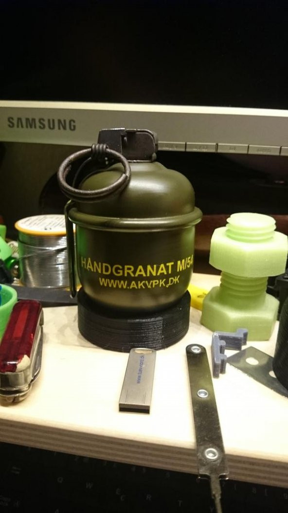 Ağırlık Bombası (M / 54 El Bombası) Plastik Aparat