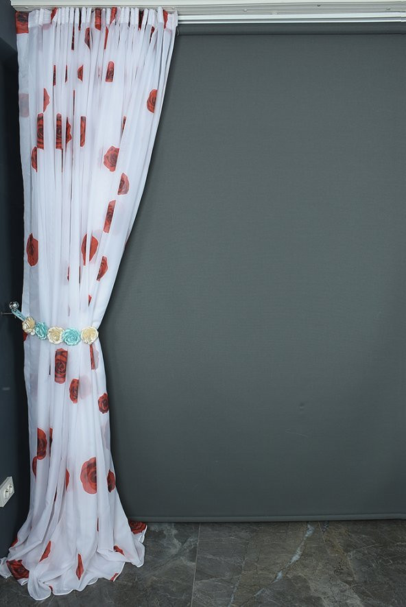 TERGAL GÜLLÜ MODEL BEYAZ RENK TEK KANAT Hazır dikilmiş Pileli Fon Perde 300*260 cm - 5