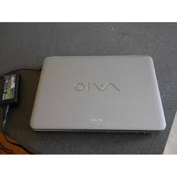 SONY LAPTOP (PCG-7113L) İNTEL PENTİUM CORE 2,NESİL  LAPTOP 4 GB / 128 SSD YENİLENMİŞ ÜRÜN - 7