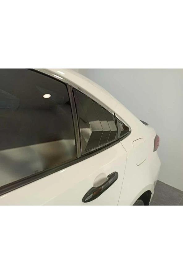 Toyota Corolla Uyumlu Kelebek Cam Kaplama Vizörü Parlak Siyah 2019+ - 3