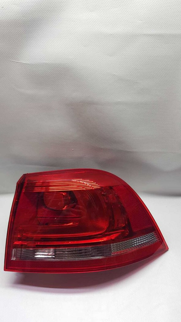 Touareg 2011-2017 Sağ Dış Stop ürün görseli 1