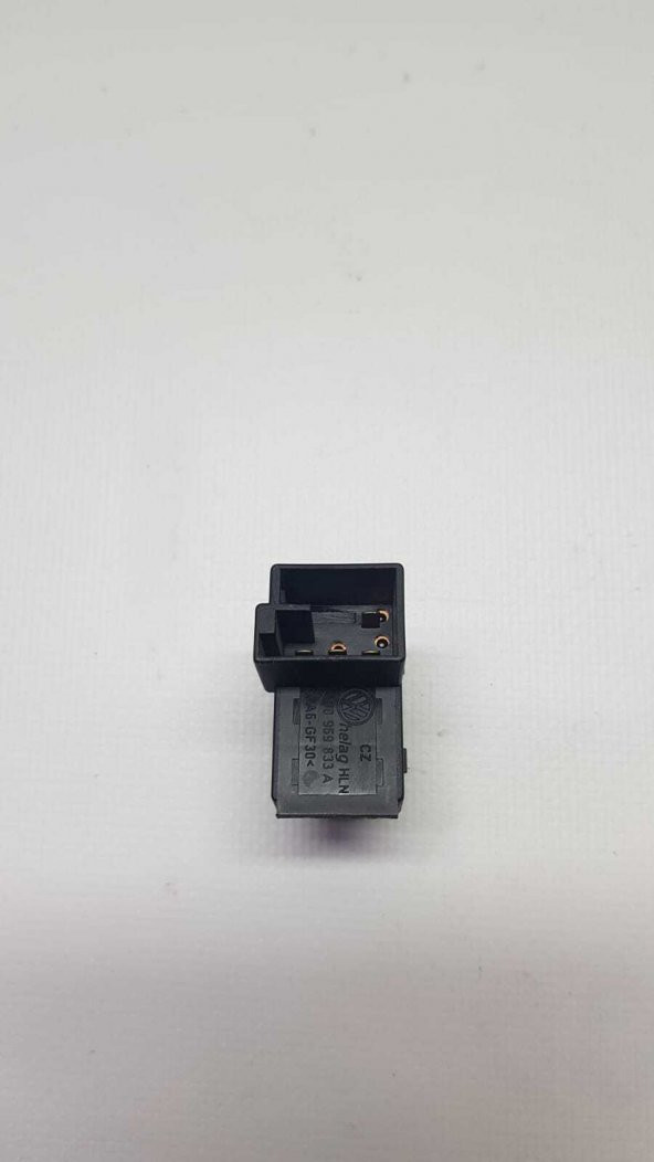 GOLF4 BORA BENZİN DEPOSU KAPAĞI AÇMA DÜĞMESİ -OEM- ürün görseli