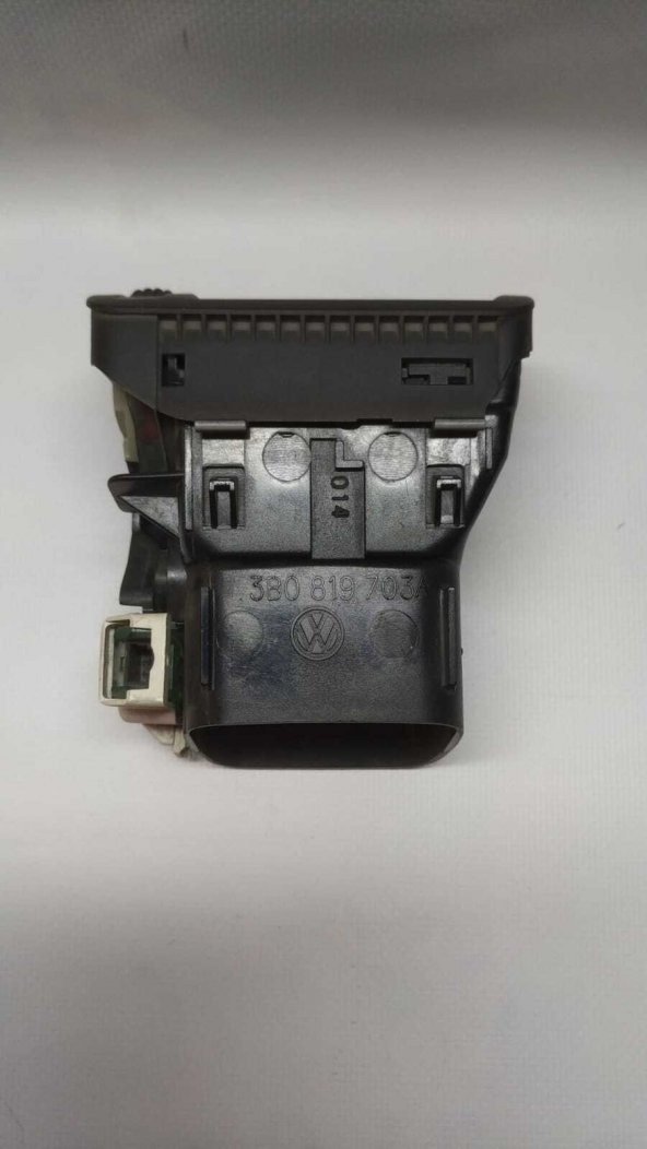 PASSAT 1997-2001 SOL HAVALANDIRMA IZGARASI