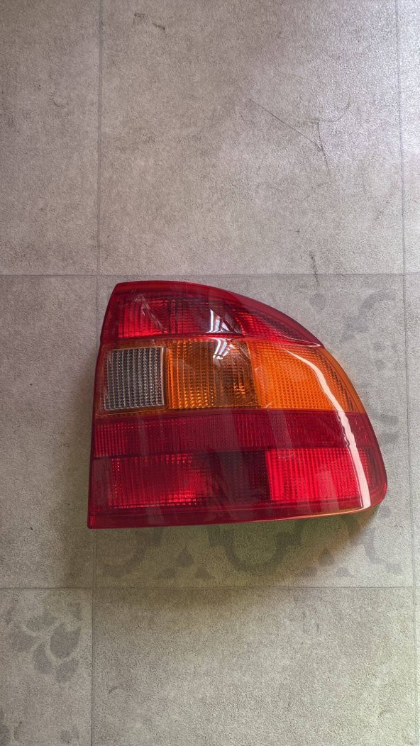ASTRA F 1991-1995 SAĞ STOP SEDAN -YORKA-