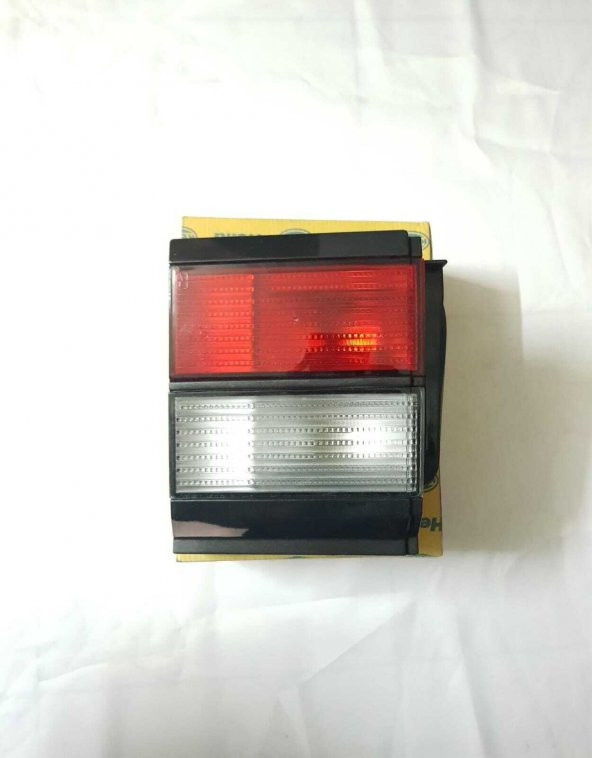 PASSAT 1988-1993 SAĞ İÇ STOP -HELLA- ürün görseli