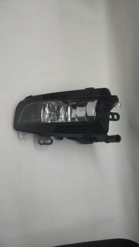 A3 HATCHBACK 2013-2016 SİS FARI SAĞ 8V0941700C