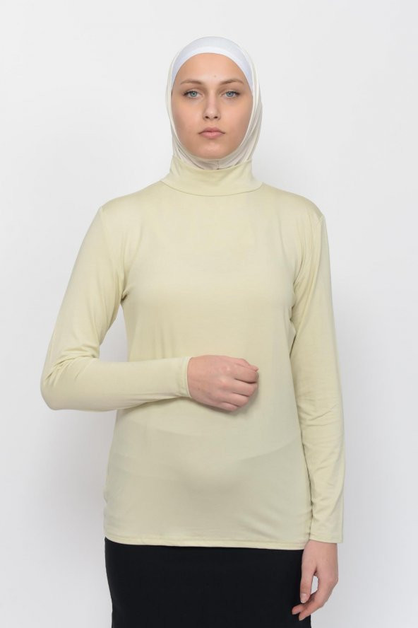 Uzun Kollu Boğazlı Body