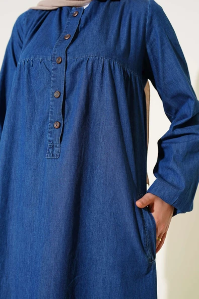 Patlı Beş Düğmeli Kot Elbise - Resim 4