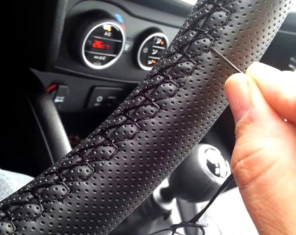 Fiat Doblo Uyumlu Deri Dikmeli Direksiyon Kılıfı Noktalı Siyah İpli - 2