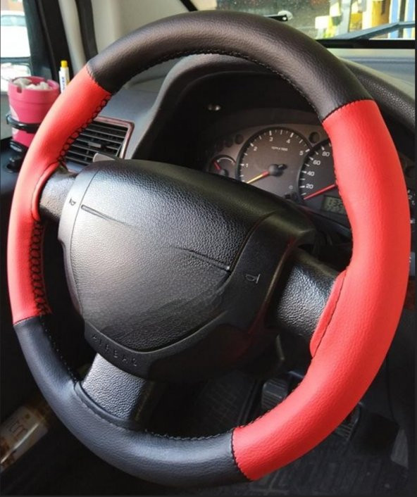 Ford Focus 1 Uyumlu Dikmeli Direksiyon Kılıfı İki Renkli Kırmızı-Siyah ürün görseli