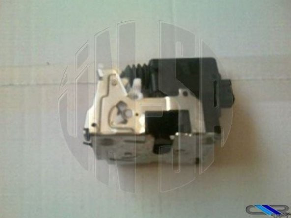 RENAULT R19 ÖN SOL KAPI KİLİDİ MOTORLU 7702255431