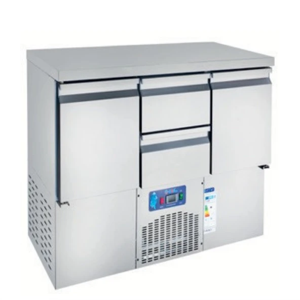 CSA Karacasan (304 Çelik) 140 cm Üç Kapılı Alttan Motorlu Yatay Buzdolabı ürün görseli 1