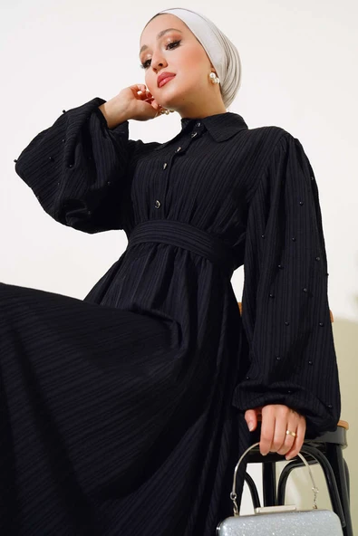 Kolları Boncuk Detaylı Kuşaklı Elbise Siyah - 2