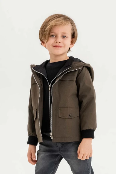 Kapüşonlu Su Geçirmez Erkek Çocuk Yağmurluk ürün görseli 1