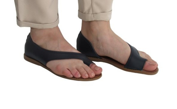 Kadın Lacivert  Parmak Arası Sandalet