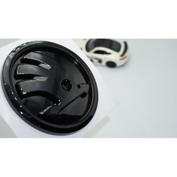DK Tuning Skoda Ön Kaput 9cm Yeni Nesil Parlak Siyah Logo Amblem - 2