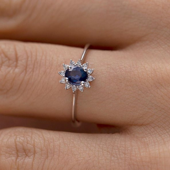 0,35 karat mavi safir ve 0,04 karat beyaz pırlantalı 14 ayar beyaz altın yüzük - 4