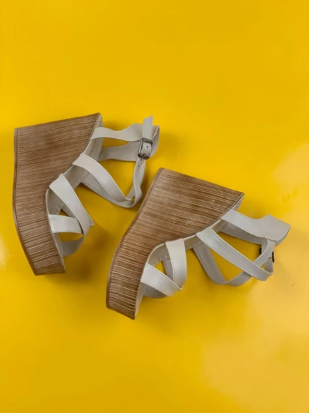 Basskan Kadın Sahy Bej Dolgu Topuk Çapraz Bant Bilekten Bağlama Sandalet - 3