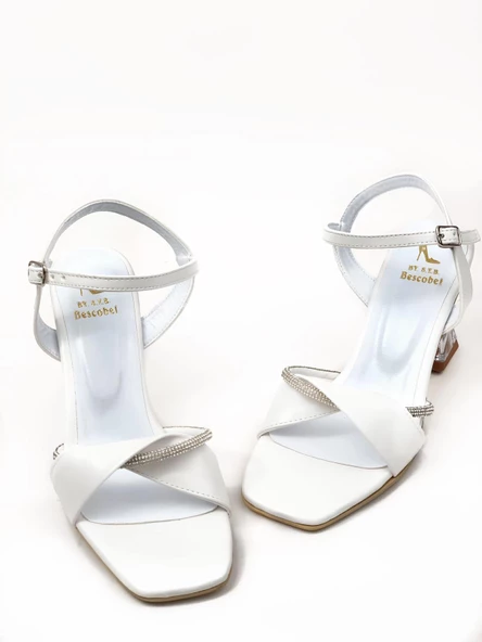 Basskan Kadın Beyaz Koll Burgu Şeffaf Topuk Bilekten Bağlamalı Tekbant Taşlı Sandalet - 3