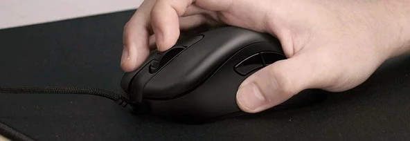 ZOWIE Paracord Kablolu Büyük Boy Sağ El Ergonomik Hafif 24 Çentik Siyah Espor EC1-C - Resim 3