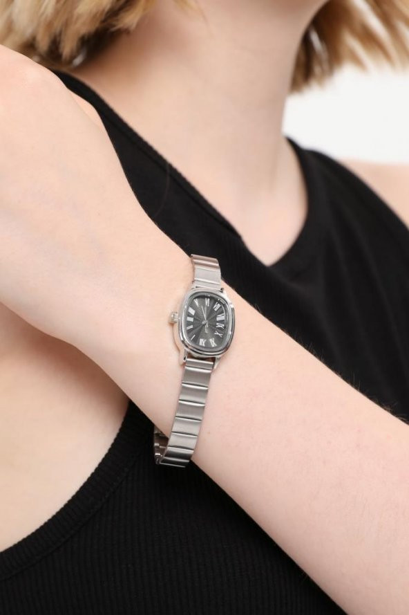 Lilith Roma Rakam Siyah Kadran Gümüş Kordon Kadın Kol Saati - Resim 4