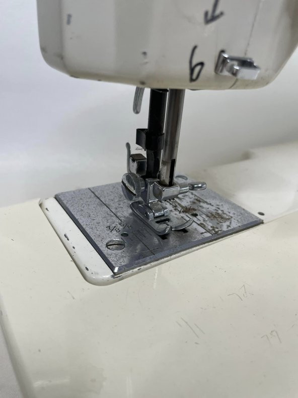 Kenmore Ultra Stitch 8 Dikiş Makinesi 110V 2.El (G-35) - Resim 7