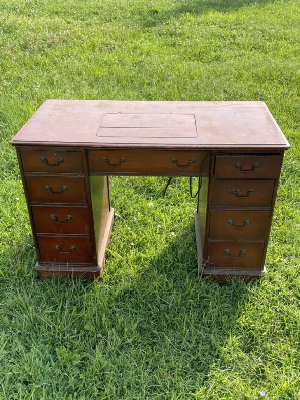 Singer 500A Masalı Dikiş Makinesi 110V 2.El (G-63) - 2