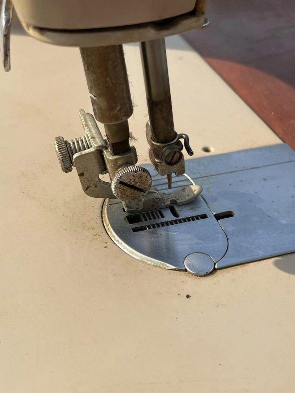 Singer 500A Masalı Dikiş Makinesi 110V 2.El (G-63) - 9