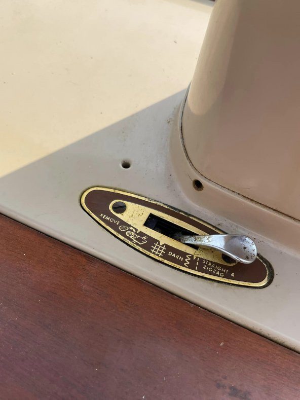 Singer 500A Masalı Dikiş Makinesi 110V 2.El (G-63) - 10