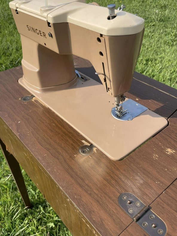 Singer 401A Masalı Dikiş Makinesi 110V 2.El (G-64) - Resim 10