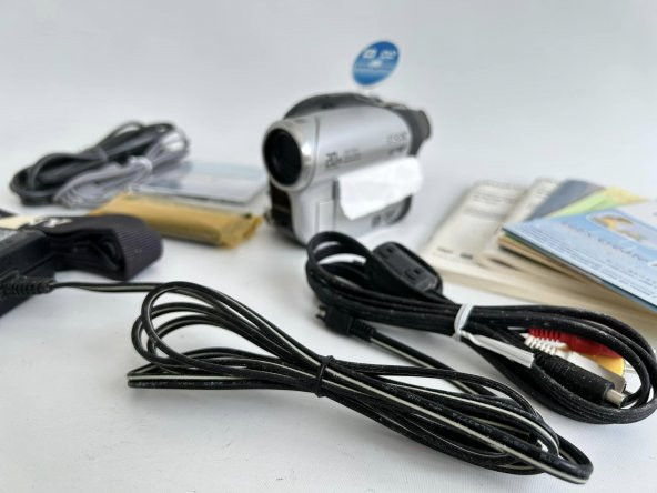 Sony DCR-DVD653E 800x Zoom Video Kamera (Bataryasız) - 3