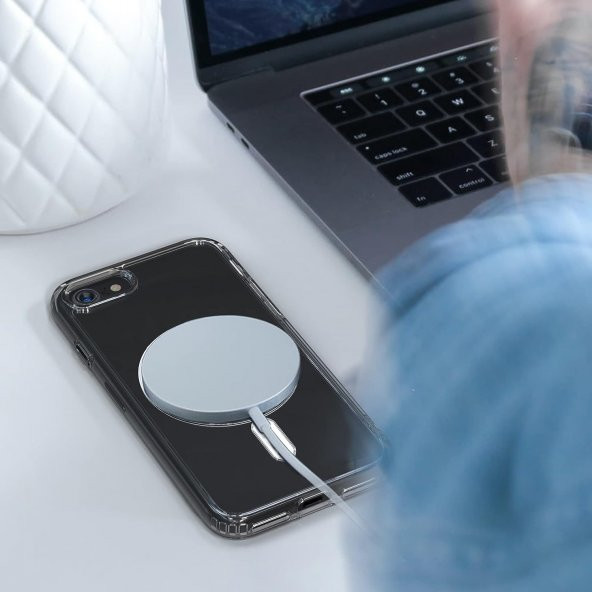 iPhone 8 Kılıf Magsafe Özellikli Şeffaf Silikon Kapak - 5