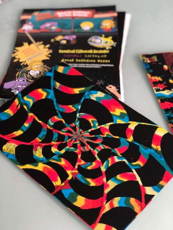 ARTENİNO SİHİRLİ BOYAMA KAĞIDI 3 SİHİRLİ SAYFA + 1 AHŞAP KALEM ürün görseli